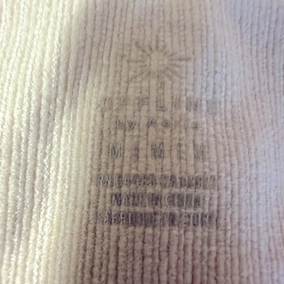 Cute cropped fitted top - Picture 4 of 4